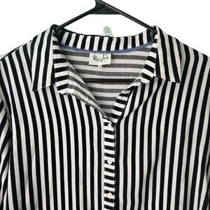 Remi James NYC Womens XL Black White Striped Rayon Button Down Roll Tab Shirt